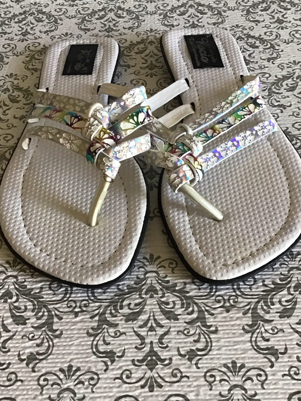 Holographic Floral Strappy Flip Flop Sandals - White